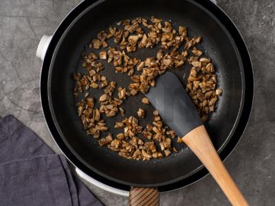 Tostai su grybais ir halumi Žingsnis 4