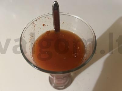 Aštrus alkoholinis kokteilis „Kraujinga Marija“ Žingsnis 6