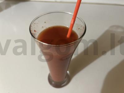 Aštrus alkoholinis kokteilis „Kraujinga Marija“ pagrindine nuotrauka