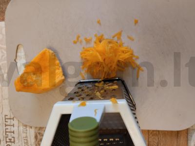 Lavašas su moliūgu, varške ir kardamonu Žingsnis 1