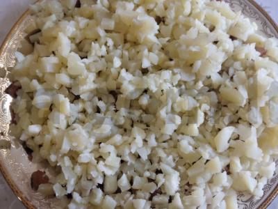 Skani salotų „Silkė po kailiu“ su burokėliais Žingsnis 2