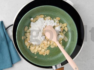 Bananų splitas su ledų indeliu Žingsnis 4