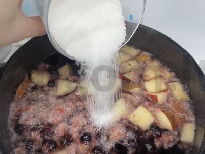 Kompotas „Citrininė braškė“ Žingsnis 6