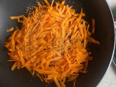 Ceylono stiliaus troškinta mėsa tešloje Žingsnis 3