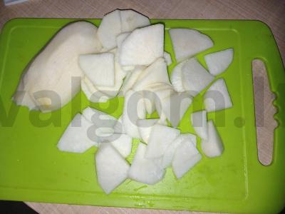 Korėjietiška jautienos ir žaliosios ridikėlių sriuba Žingsnis 1