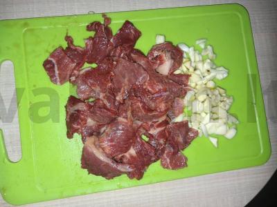 Korėjietiška jautienos ir žaliosios ridikėlių sriuba Žingsnis 2