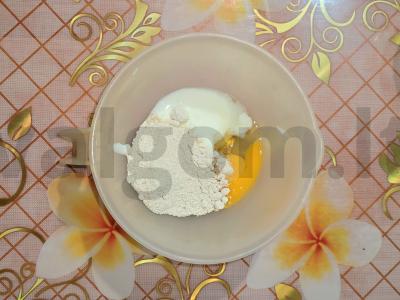 Purūs avižų blynai su acidofiliu ir braškėmis Žingsnis 1