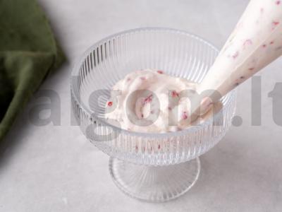 Aviečių mousse su laimu ir maskarponė Žingsnis 5