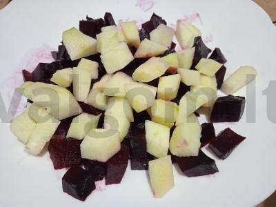 Burokėlių salotos su dorblu sūriu ir graikiniais riešutais Žingsnis 2