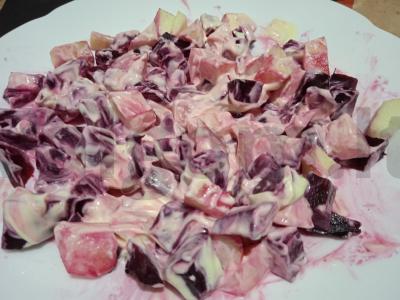 Burokėlių salotos su dorblu sūriu ir graikiniais riešutais Žingsnis 4