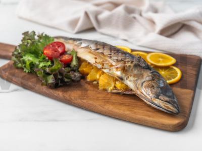 Kepta skumbrė su apelsinais pagrindine nuotrauka