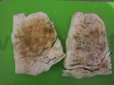 Kopūstų steikai su pomidoru ir paštetu Žingsnis 1