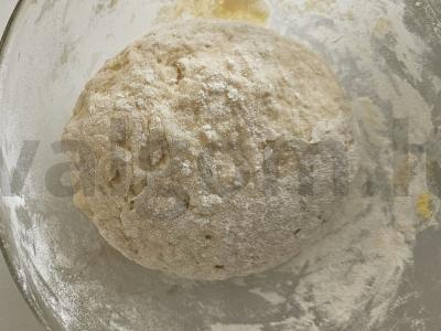 Koldūnai su varške ir abrikosų uogiene Žingsnis 1