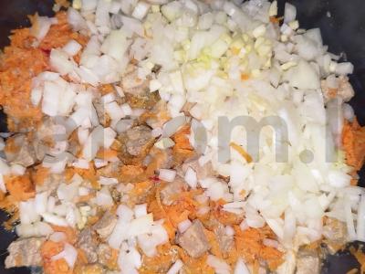 Perlovka su mėsa lėtoje viryklėje Žingsnis 2