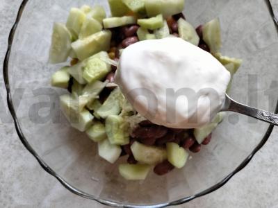 Salotos su kukurūzais, pupelėmis ir sausainiais Žingsnis 5