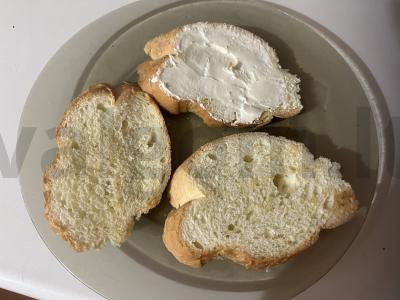 Kreminiai skrebučiai su varškės sūriu ir lašiša Žingsnis 4