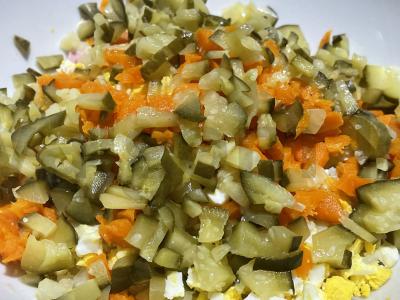 Klasikinis Olivier salotas per 30 minučių Žingsnis 5