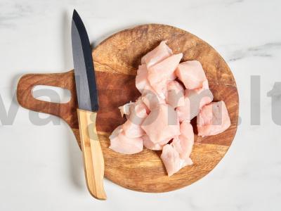 Vištiena saldžiarūgščiame padaže Žingsnis 1