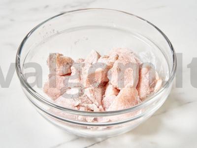 Vištiena saldžiarūgščiame padaže Žingsnis 3