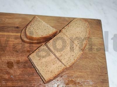 Brusketa su upėtakiu, kreminiu sūriu ir terijaki padažu Žingsnis 1