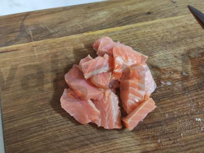 Brusketa su upėtakiu, kreminiu sūriu ir terijaki padažu Žingsnis 3