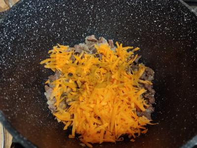 Klasikinis daržovių troškinys su jautiena Žingsnis 5