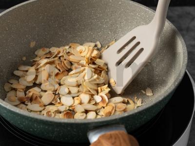 Avižinė košė su vyšniomis ir migdolais Žingsnis 4