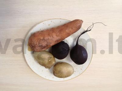 Salotas „Dviguba silke po kailiu“ Žingsnis 1