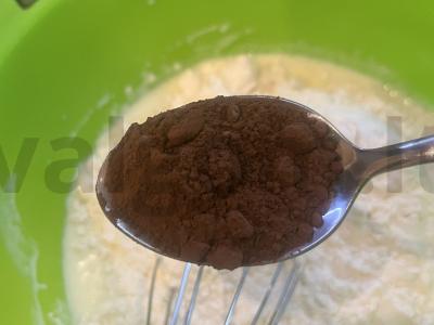 Šokoladiniai keksiukai su vaniliniu cukrumi Žingsnis 3