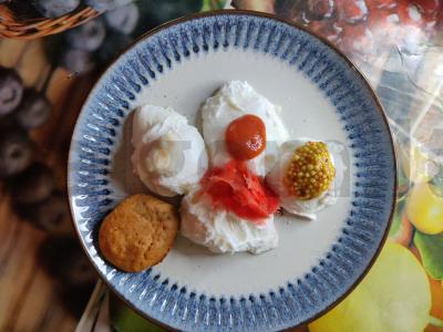 Rytinis kiaušinis poše pagrindine nuotrauka