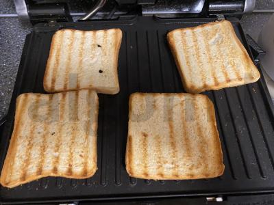 Dešrainių sumuštinis Žingsnis 1