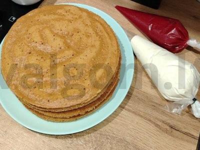 Patingėlis medovikas su braškėmis Žingsnis 8