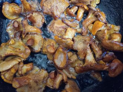 Farfalle su voveraitėmis Žingsnis 3