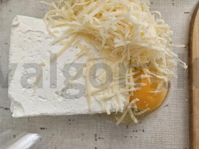 Varškės-raštinių bandelės su žolelėmis Žingsnis 2