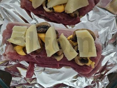 Keptas mėsa su grybais ir maasdamo sūriu Žingsnis 5