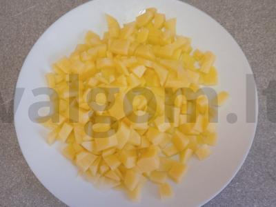 Žaliasis šaltibarščiai su kalakutienos sultiniu Žingsnis 2