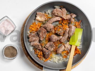 Sultinga troškinta kopūstai su kiauliena Žingsnis 9