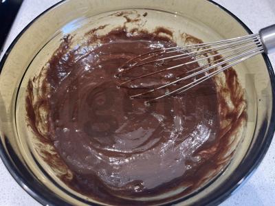 Šokoladinis fondanas desertui Žingsnis 3