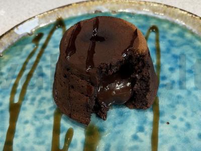 Šokoladinis fondanas desertui pagrindine nuotrauka