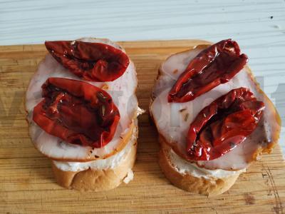 Sumuštiniai su feta ir džiovintais pomidorais Žingsnis 3