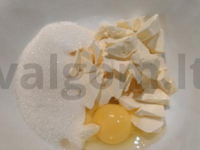 Puikus grietinėlės pyragas su vanilinu Žingsnis 1