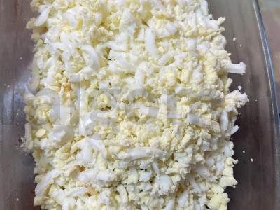 Salotos su pupelėmis, kiaušiniais, grybais ir sūriu Žingsnis 4