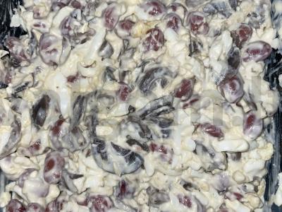 Salotos su pupelėmis, kiaušiniais, grybais ir sūriu pagrindine nuotrauka