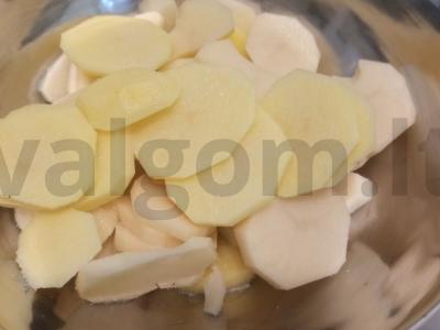 Bulvės su karpiu orkaitėje Žingsnis 1