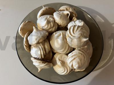 Krisčios beze pagrindine nuotrauka