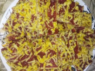 Sviestiniai sausainiai su moliūgu ir braškių džemu pagrindine nuotrauka