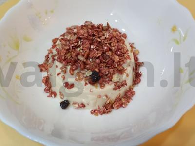 Desertas iš rauginto pieno su serbentų konfitu Žingsnis 1