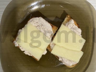 Tostai su tuno užtepėle pagrindine nuotrauka