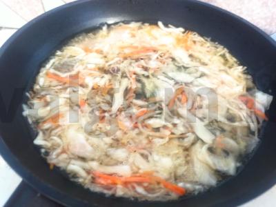 Pšenas lėtoje viryklėje su troškintomis raugintomis kopūstais Žingsnis 2