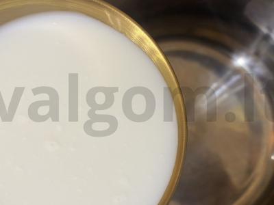 Manų košė su kokosų cukrumi Žingsnis 1